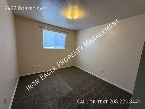 2422 Robert Ave — Photo 8