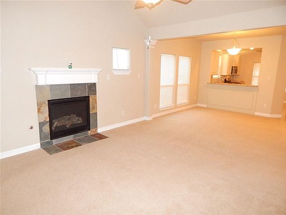 5th image of 504 Forest Glen Dr