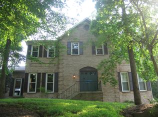6824 Tammy Ct, Bethesda, MD 20817