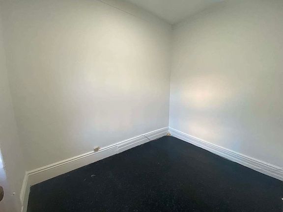 5th image of 428 W 47th St #4WW