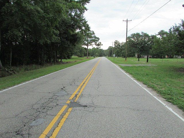 2nd image of 509 Bell Rd