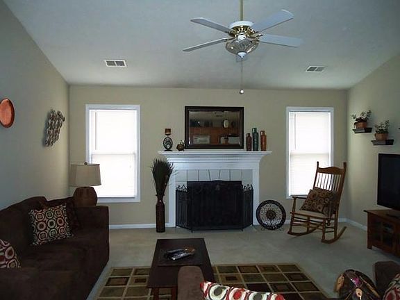 2nd image of 233 Woodbrook Pl