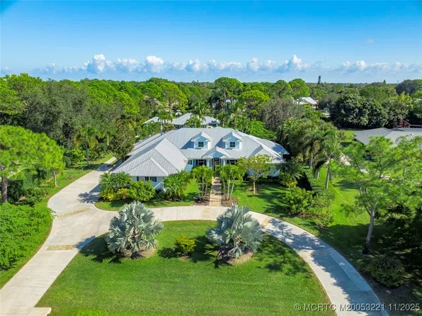 2695 NE Cypress Ln, Jensen Beach, FL 34957