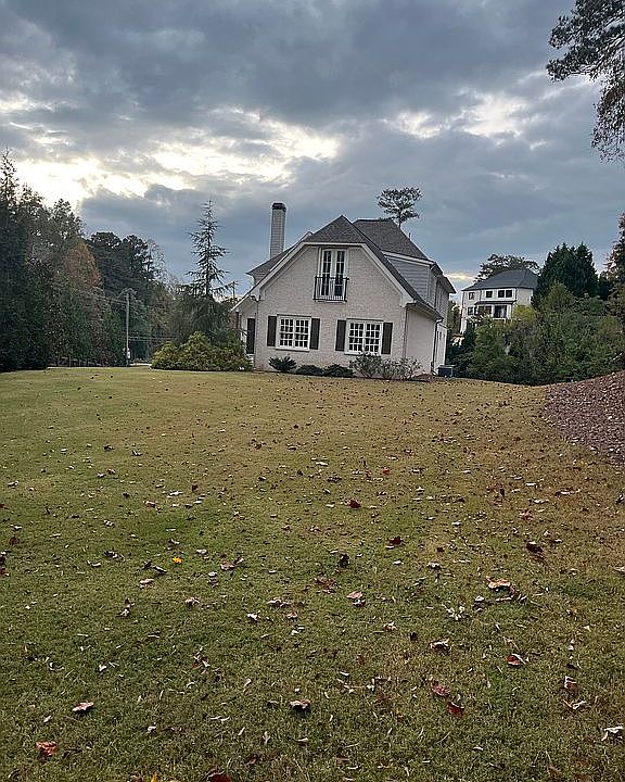 2nd image of 3799 Lower Roswell Rd