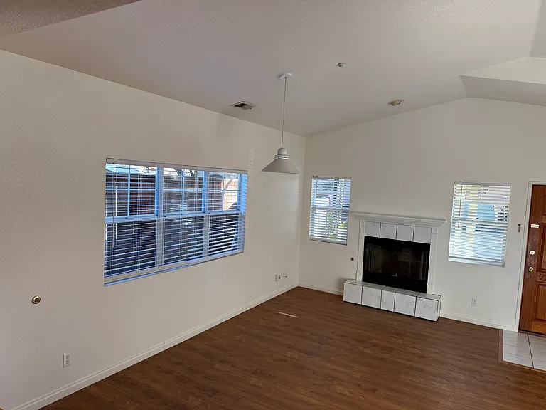 4282 Carpinteria Ave #A — Photo 4