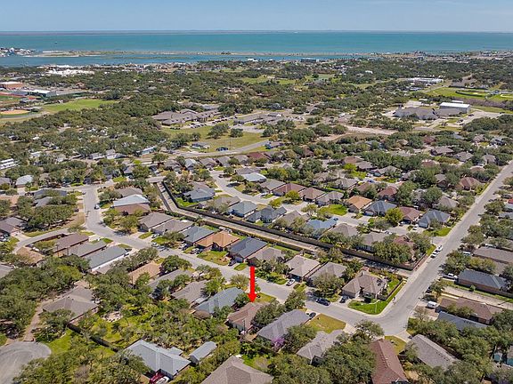 2nd image of 160 Whistlers Cove Rd