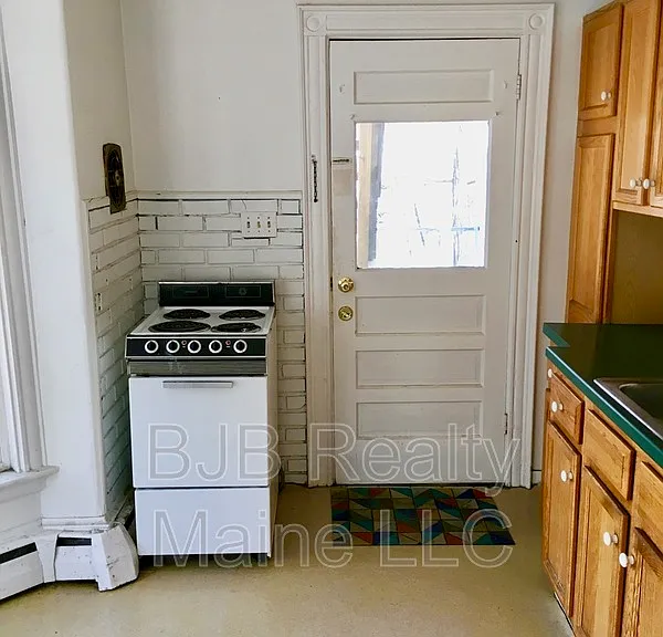 55 Ashmont St #3 — Photo 4