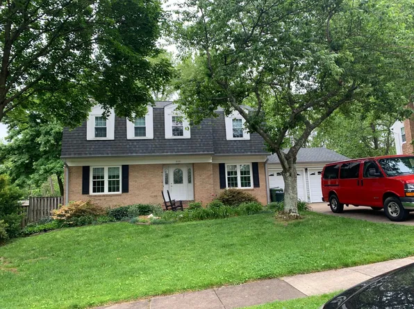 9591 Bronte Dr, Burke, VA 22015
