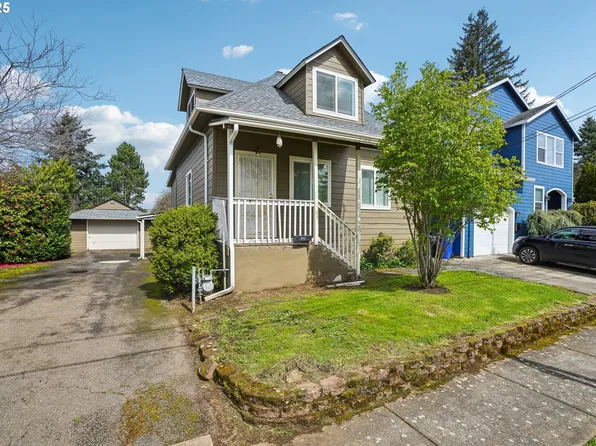 8511 NE Brazee St, Portland, OR 97220