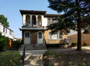 1604 E Beverly Rd, Shorewood, WI 53211