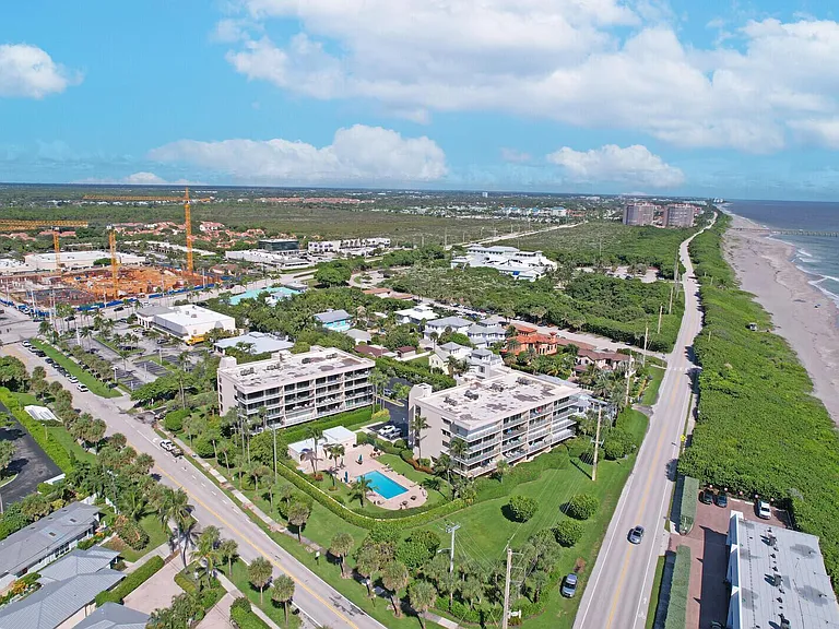 1055 Ocean Dr #403 — Photo 35