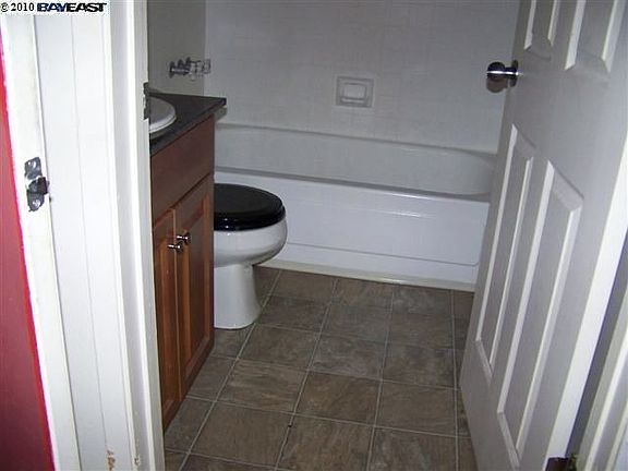 5th image of 7323 Starward Dr APT 22