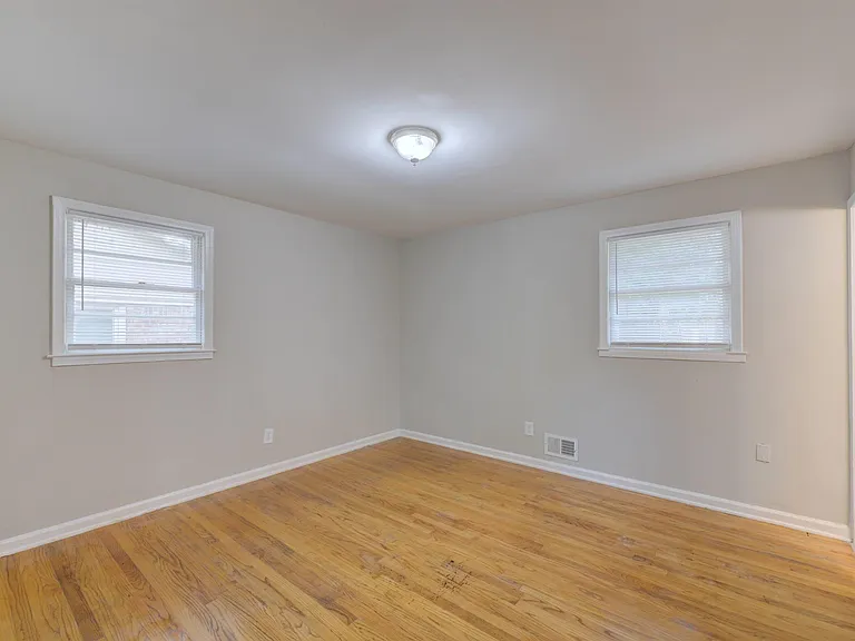 2019 Haverford Cir — Photo 12