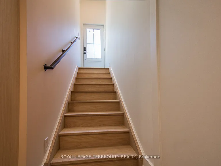 23 Decarie Cir #BASEMENT — Photo 22