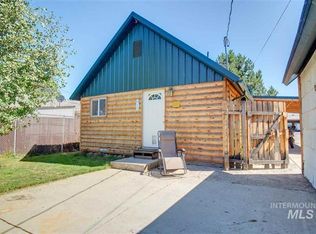 464 E Park St, Weiser, ID 83672