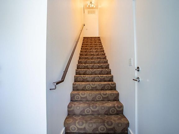 4th image of 1028 E Palm Canyon Dr Unit 201