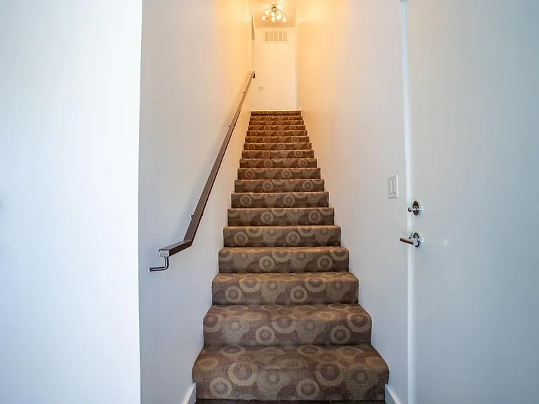 1028 E Palm Canyon Dr #201 — Photo 4