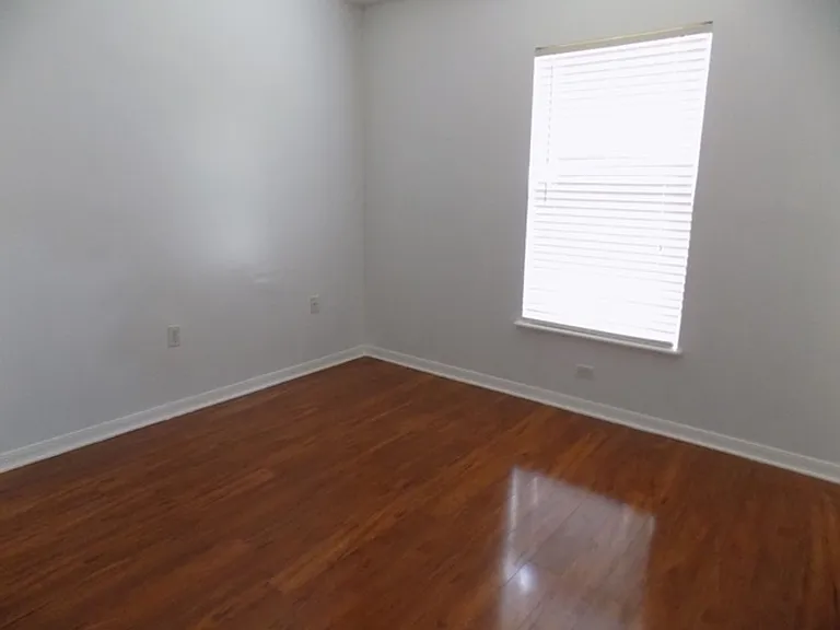 1411 S Mary St — Photo 17