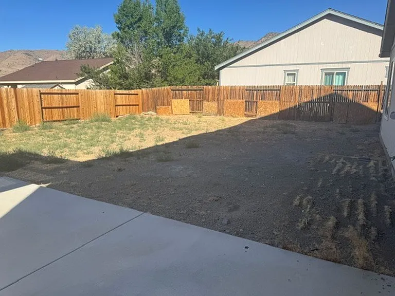 207 Harkin Cir — Photo 17