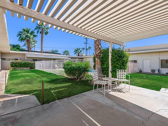3rd image of 832 Riverside Pl #1