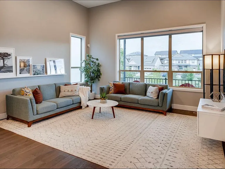 9761 Taylor River Cir — Photo 3