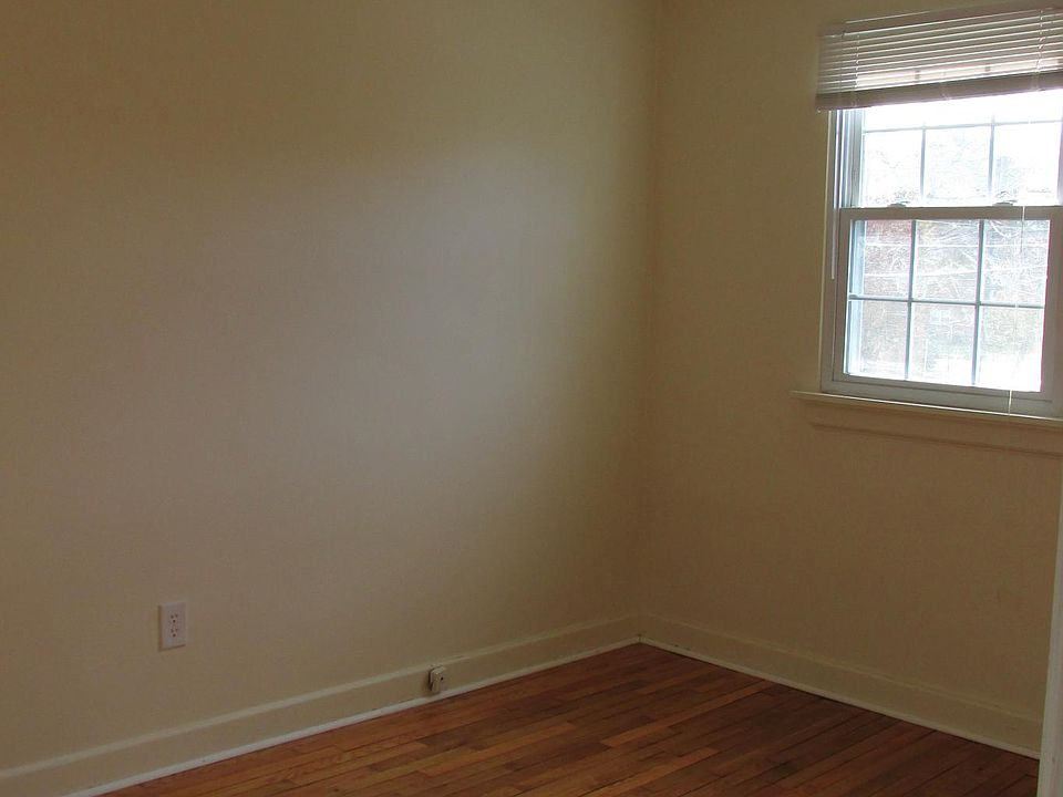 1st image of 3500A Patterson Ave #A