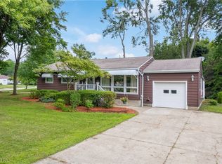 1067 Munroe Falls Kent Rd, Kent, OH 44240