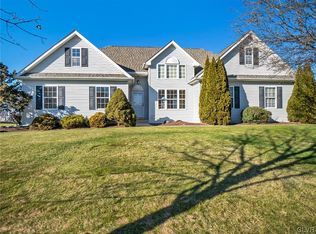 6006 Palomino Dr, Allentown, PA 18106