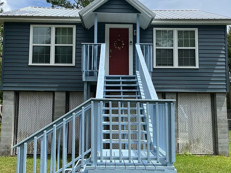 5112 Kraft St — Photo 1