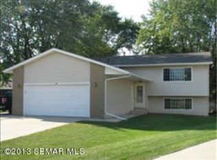 100 18th Pl NE, Owatonna, MN 55060