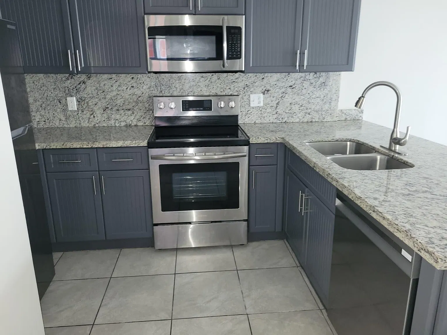 1 bed, 1.0 bath, 530 sqft, $2,100 — Photo 4