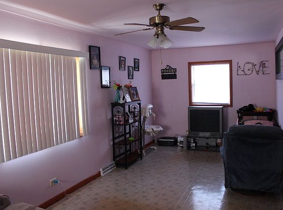 2nd image of 1225 Witchwood Ln