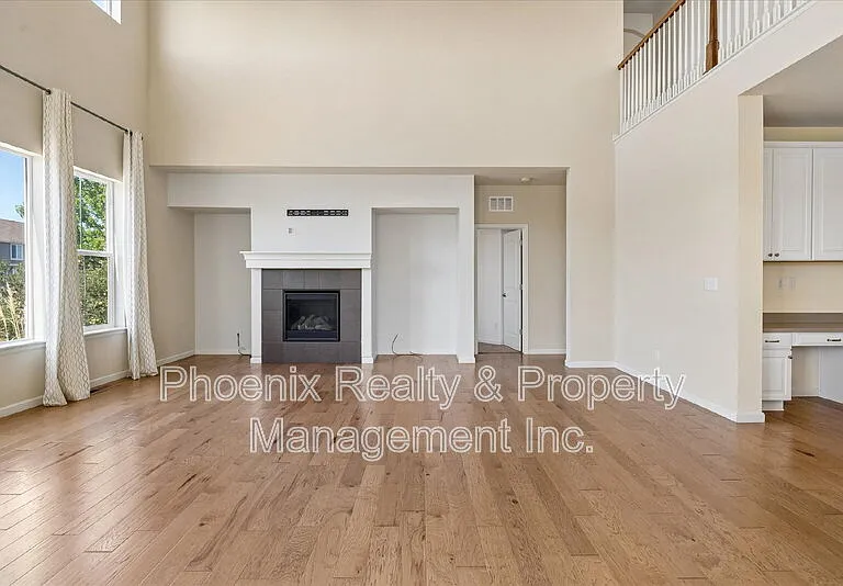 963 Laramie Ln — Photo 7