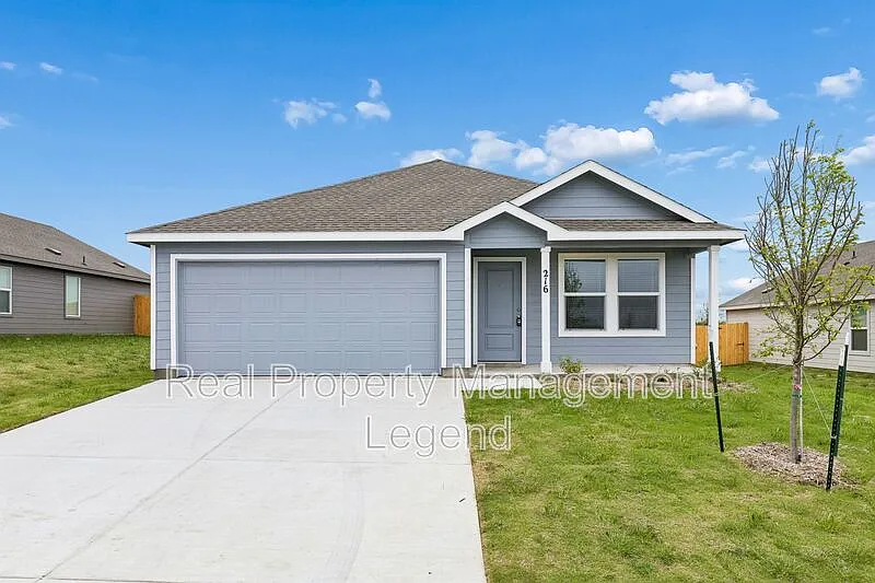 3 bed, 2.0 bath, 1474 sqft, $1,895 — Photo 2