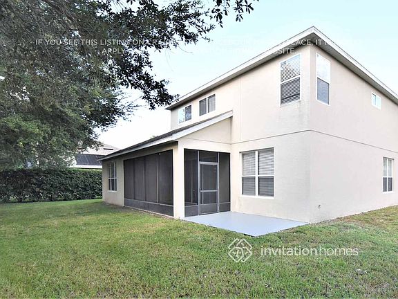 4th image of 15233 Serenade Dr