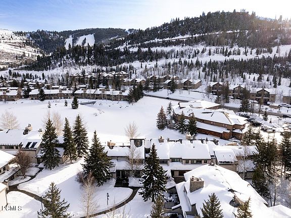 4th image of 1432 Deer Valley Dr