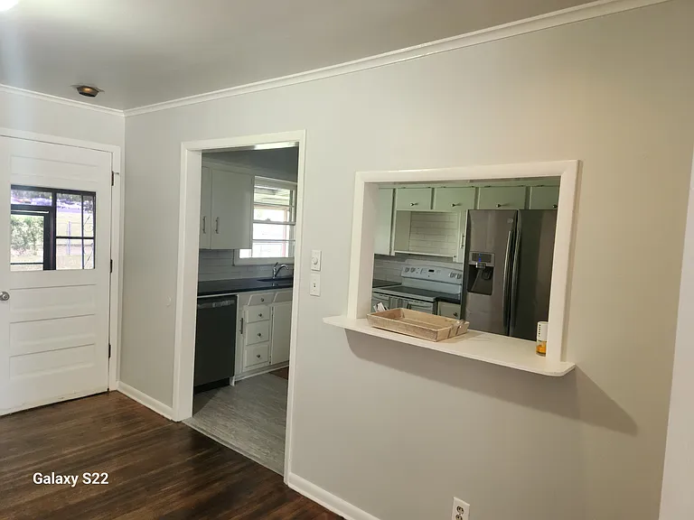 4553 E 45th St — Photo 11