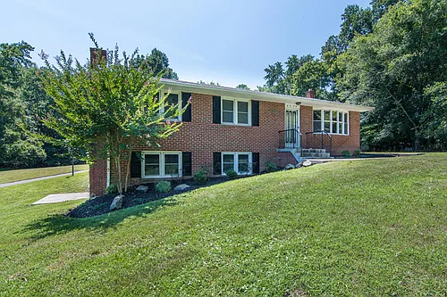 6275 Fenwick Rd Photo 1
