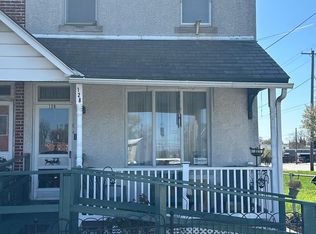 128 Thurlow St, Chester, PA 19013
