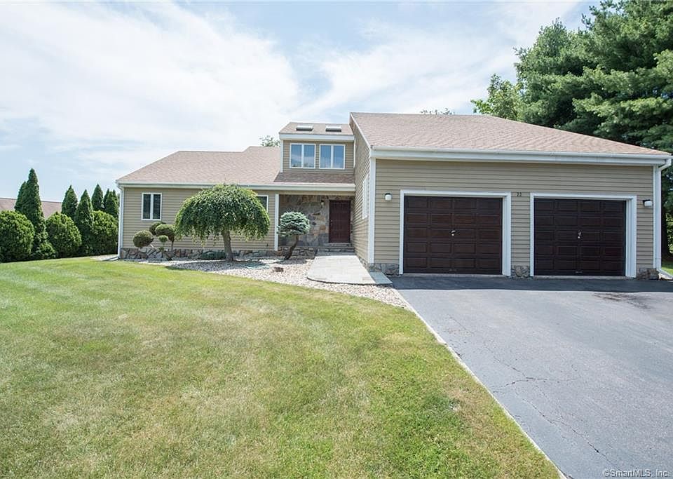 1st image of 22 Sandy Dr