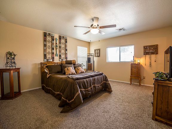 5th image of 3012 W White Feather Ln