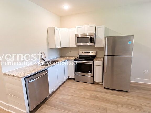 3rd image of 5407 Hixson Pike APT 237