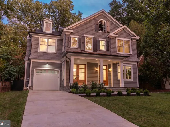 5413 Center St, Chevy Chase, MD 20815