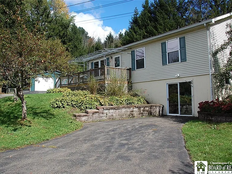 2656 1/2 Horton Rd — Photo 1