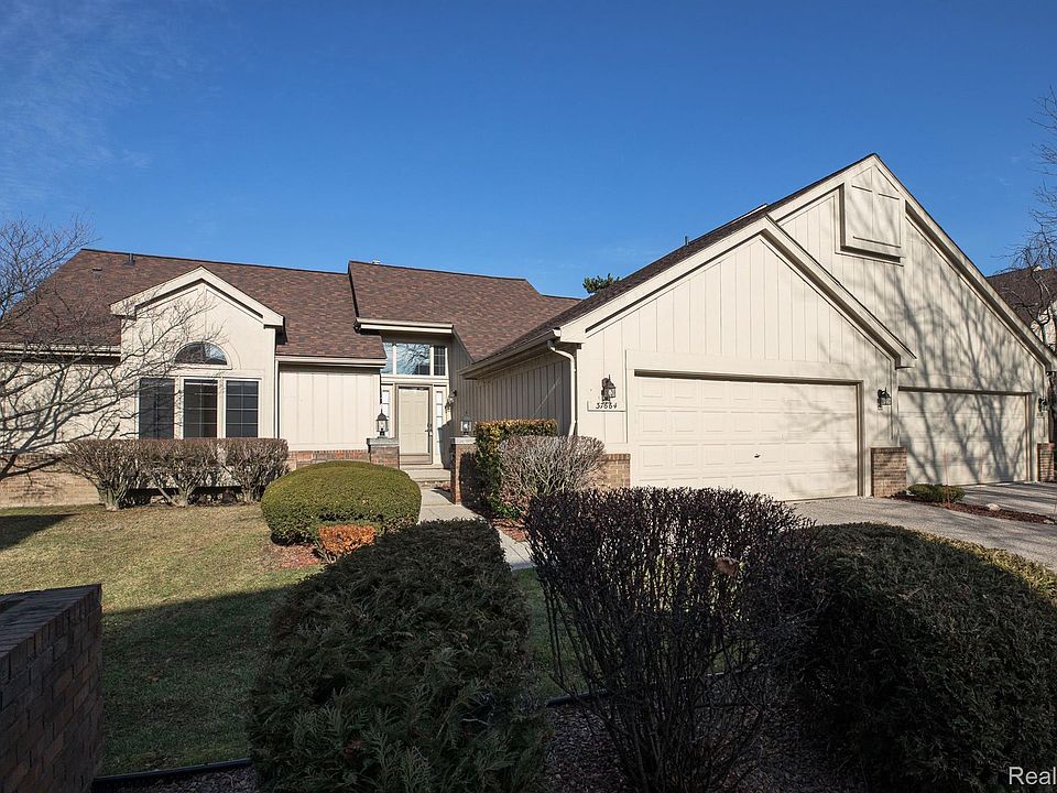 1st image of 37664 N Laurel Park Dr