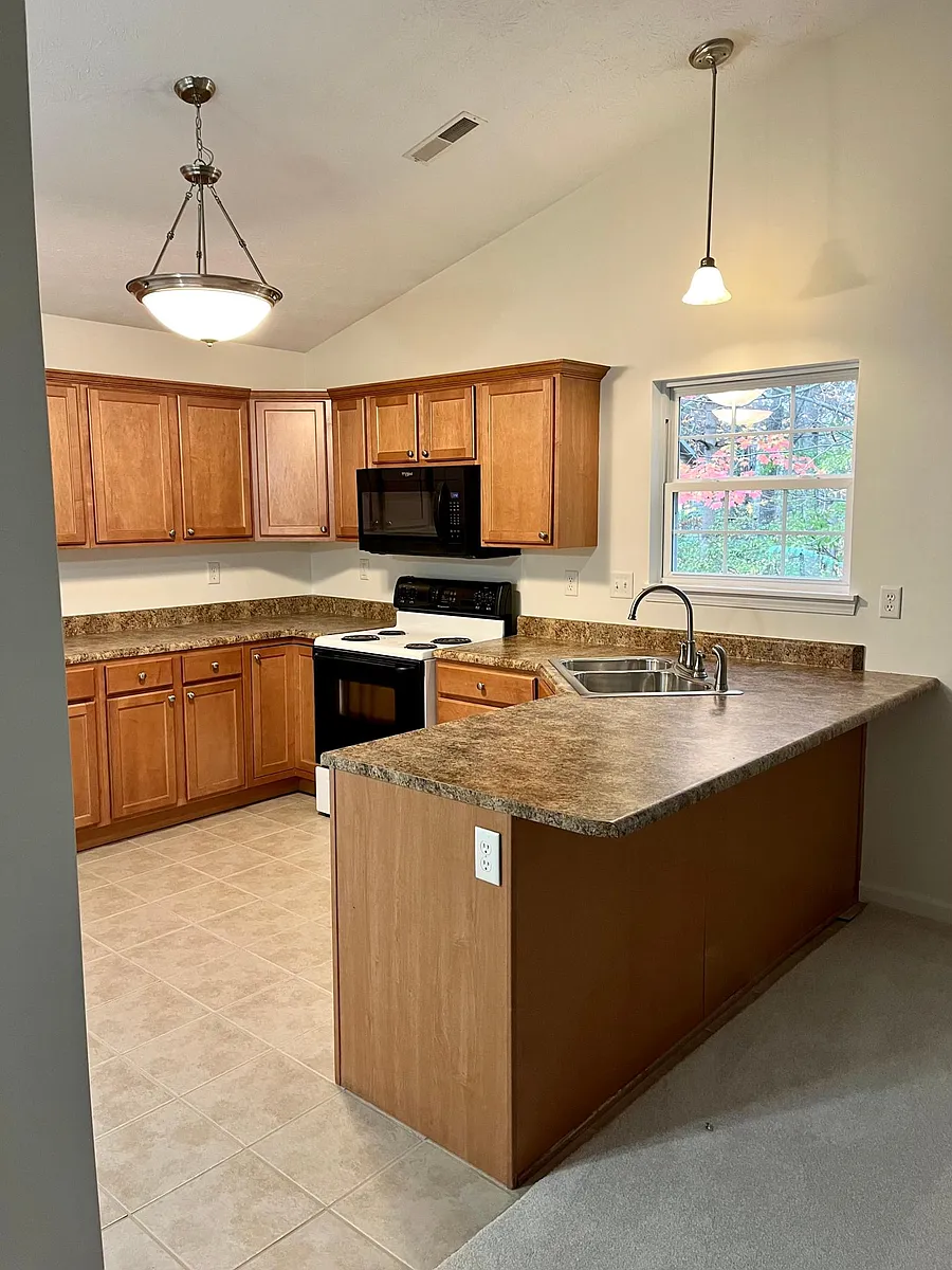 Building Photo - 148 Villefranche Dr