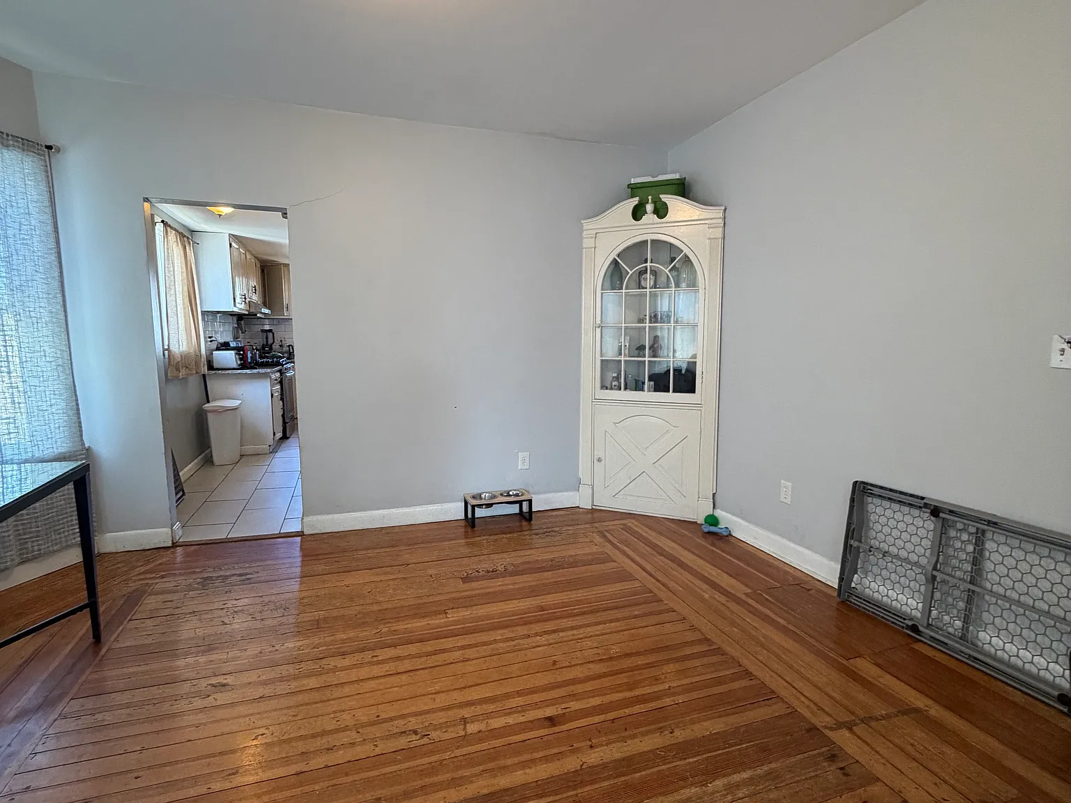 4 bed, 1200 sqft, $3,800 — Photo 4