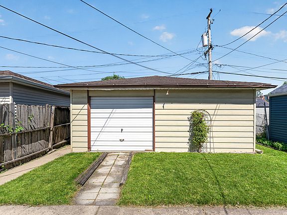2nd image of 7811 S McVicker Ave