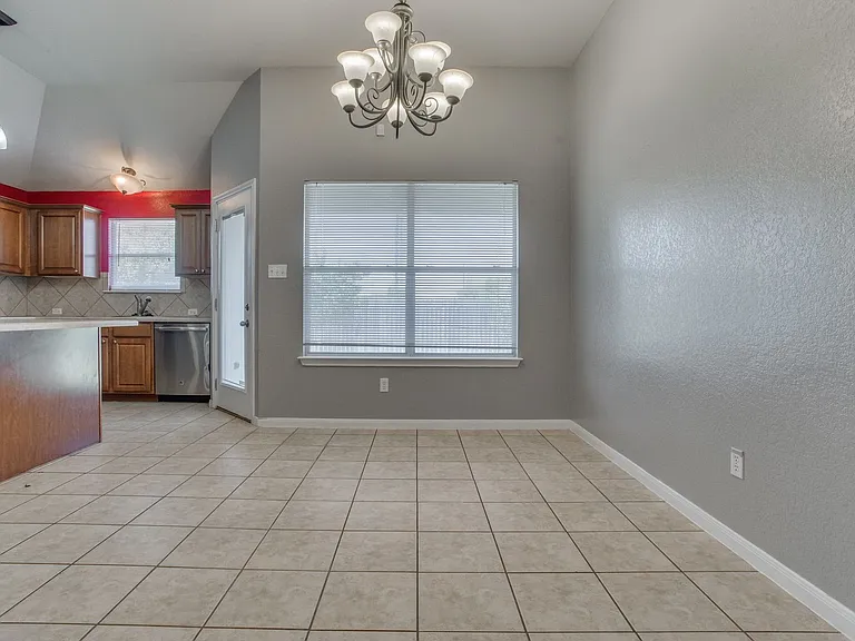 311 Gainer Dr — Photo 9