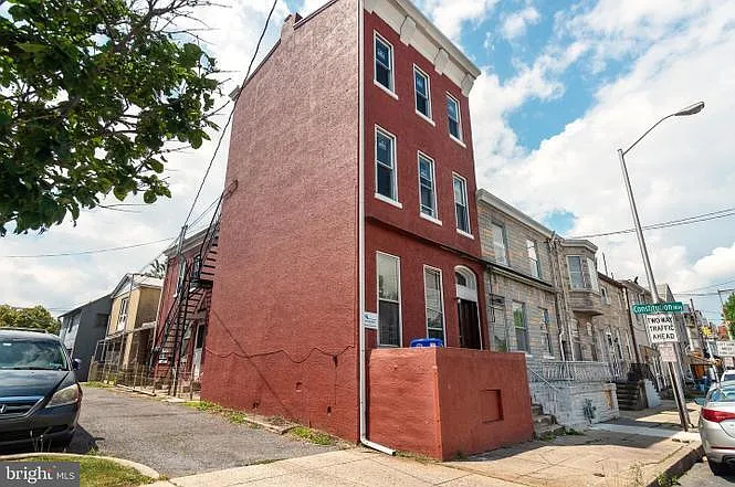 414 Pine St — Photo 13